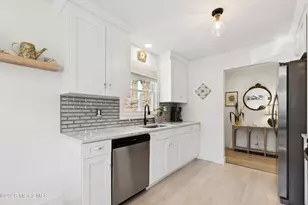 2 N Peak St, Highlands, NJ 07732 - Photo 21