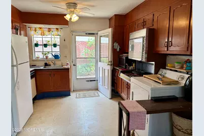 67 Dorchester Drive #E, Lakewood, NJ 08701 - Photo 5