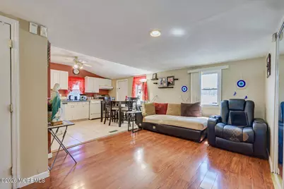 23 Wood Street, Keansburg, NJ 07734 - Photo 3