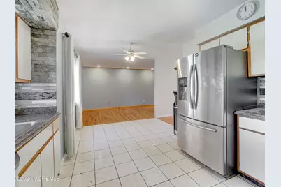 18 Blue Spruce Drive, Jackson, NJ 08527 - Photo 9