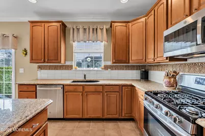 4 Rutgers Way, Freehold, NJ 07728 - Photo 23