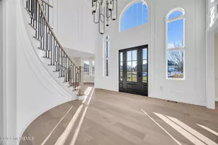 8 Saxon Ct, Freehold, NJ 07728 - Photo 7