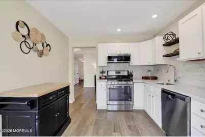 82 Wood Duck Court #1000, Freehold, NJ 07728 - Photo 11