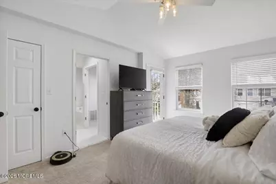 82 Wood Duck Court #1000, Freehold, NJ 07728 - Photo 21