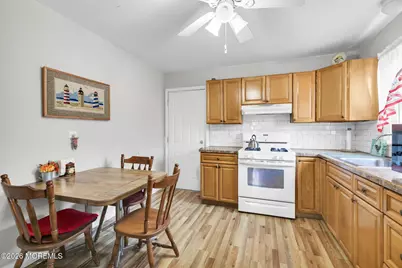 21 Saint Marks Place, Keansburg, NJ 07734 - Photo 11