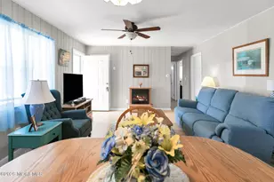 21 St Marks Pl, Keansburg, NJ 07734 - Photo 7