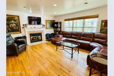 405 Lawrence Avenue, Oakhurst, NJ 07755 - Photo 7