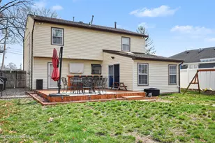 89 Essex Ave, Hazlet Township, NJ 07734 - Photo 27