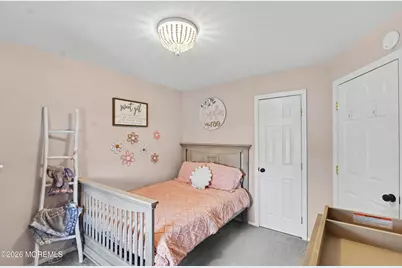 89 Essex Avenue, Hazlet Township, NJ 07734 - Photo 19