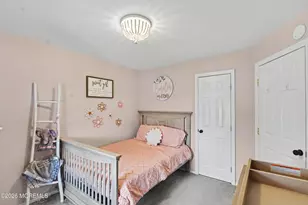 89 Essex Ave, Hazlet Township, NJ 07734 - Photo 19