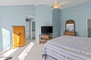 26 Bayview Ct, Long Branch, NJ 07740 - Photo 17