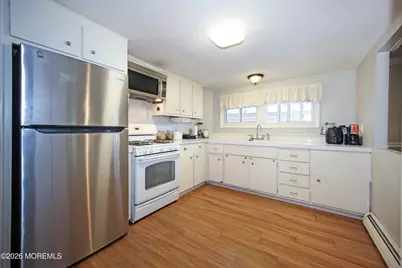 14 Monique Circle, Hazlet Township, NJ 07730 - Photo 9