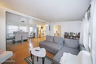 14 Monique Cir, Hazlet Township, NJ 07730 - Photo 13