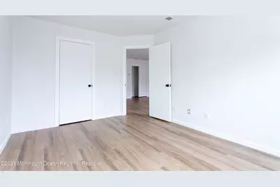 11 Diane Drive, Tinton Falls, NJ 07753 - Photo 9