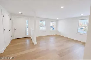 20 Roslyn Dr, Oakhurst, NJ 07755 - Photo 5