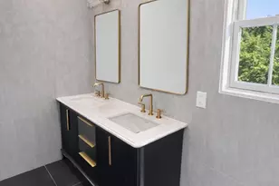 20 Roslyn Dr, Oakhurst, NJ 07755 - Photo 9