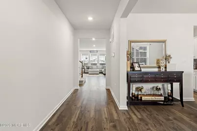 15 Holloway Avenue, Manahawkin, NJ 08050 - Photo 3