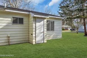 7 Nevada Dr, Whiting, NJ 08759 - Photo 23