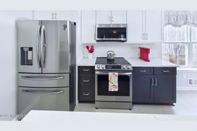 272 E Pleasant Grove Road, Jackson, NJ 08527 - Photo 15