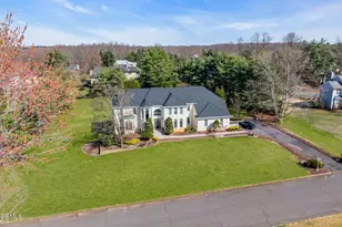 10 Ivy Ln, Manalapan Township, NJ 07726 - Photo 69