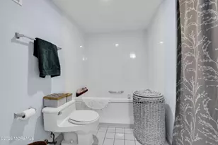 422 Ocean Blvd N, Long Branch, NJ 07740 - Photo 29