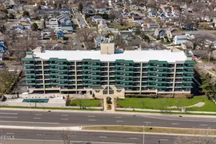 422 Ocean Blvd N, Long Branch, NJ 07740 - Photo 43