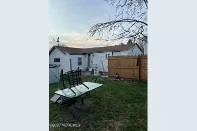 427 Sullivan Place, Union Beach, NJ 07735 - Photo 3