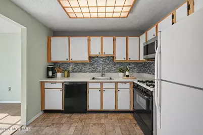 1807 Lilly Lane, Jackson, NJ 08527 - Photo 9