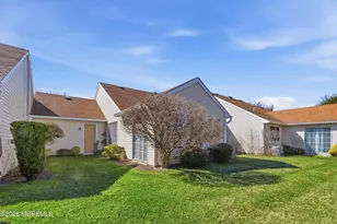 1213 Lindera Plaza, Monroe Township, NJ 08831 - Photo 29