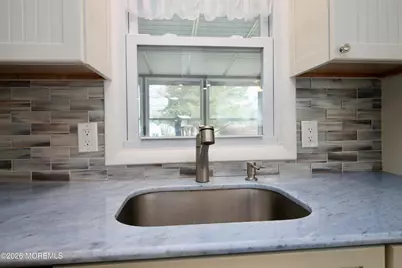 439 Charles Place, Freehold, NJ 07728 - Photo 23