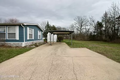 439 Charles Place, Freehold, NJ 07728 - Photo 3