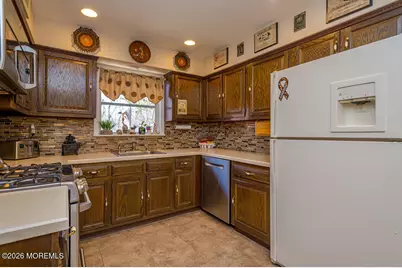 25 Whitney Drive, Marlboro Township, NJ 07746 - Photo 13