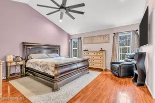 10 Buford Ct, Tinton Falls, NJ 07753 - Photo 25