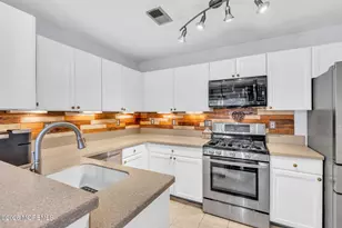 10 Buford Ct, Tinton Falls, NJ 07753 - Photo 15