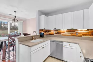 10 Buford Ct, Tinton Falls, NJ 07753 - Photo 17