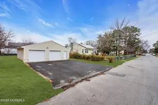 1333 3rd Ave, Toms River Township, NJ 08757 - Photo 5