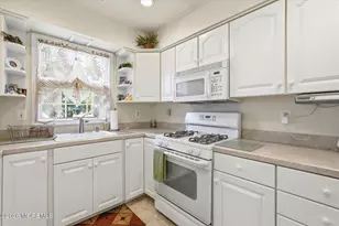 2187 Agincourt Rd, Toms River Township, NJ 08755 - Photo 11