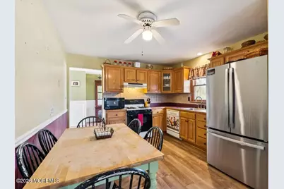 26 Lexington Road, Howell Township, NJ 07731 - Photo 11