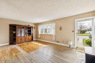 26 Lexington Road, Howell Township, NJ 07731 - Photo 5