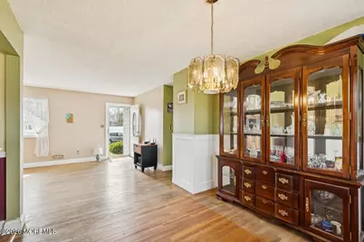 26 Lexington Road, Howell Township, NJ 07731 - Photo 9