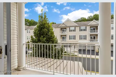 112 Regency Court #112, Morganville, NJ 07751 - Photo 25