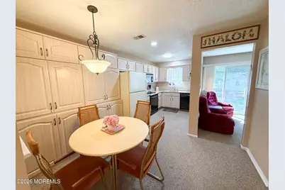 19 Jaffreyton Close, Howell Township, NJ 07731 - Photo 11