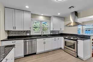 40 Willow Dr, Little Silver, NJ 07739 - Photo 5