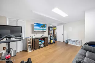 134 Clubhouse Dr, Middletown, NJ 07748 - Photo 5