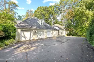 50 Takolusa Dr, Holmdel, NJ 07733 - Photo 37