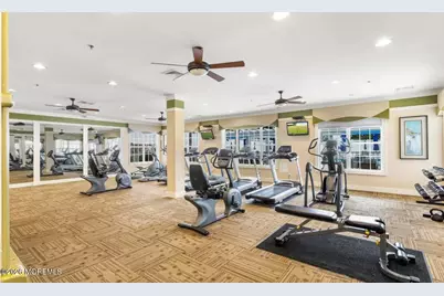 112 Regency Court #112, Morganville, NJ 07751 - Photo 23