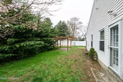 210 Raritan Place, North Middletown, NJ 07748 - Photo 13