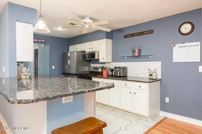 210 Raritan Place, North Middletown, NJ 07748 - Photo 19