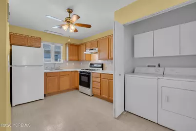 1440 Petunia Way S, Toms River Township, NJ 08755 - Photo 5