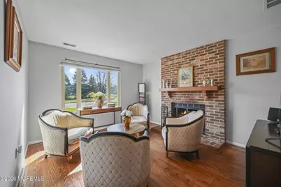 19 Plymouth Lane, Manalapan Township, NJ 07726 - Photo 9